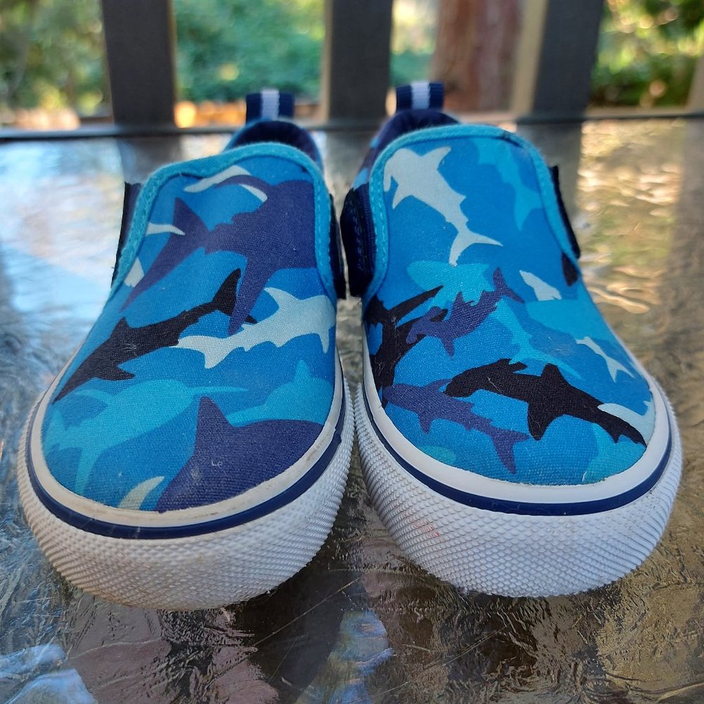 Kids Skecher Canvas Slip-On Camo Shoes - Picture 2 of 8